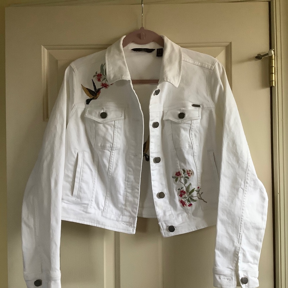 G.I.L.I. White Denim Jacket with Placed Embroidery SZ 10